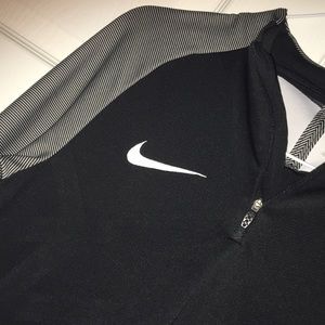 Nike aeroswift jacket